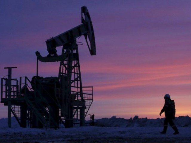 Oil prices drop 31% in worst loss since Gulf War as price fight erupts