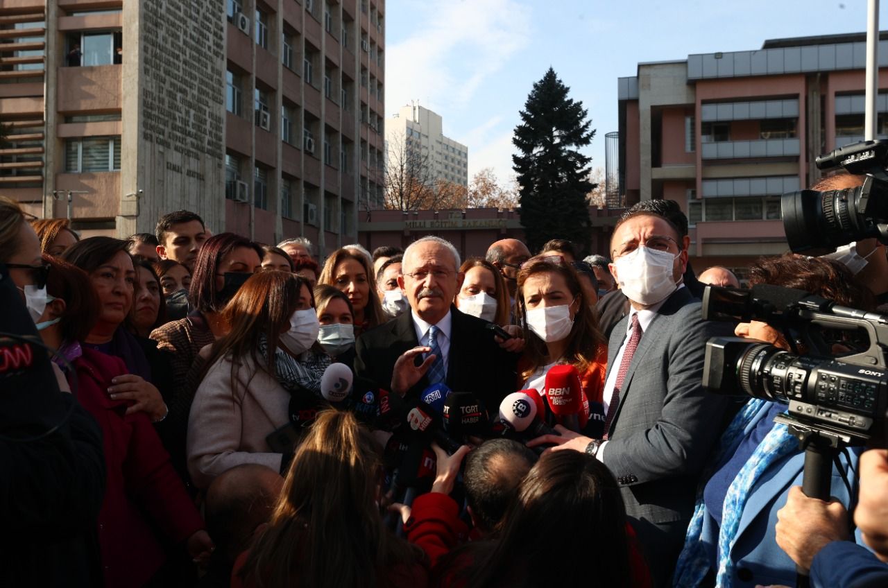 'Oral interview' debate continues in Turkey
