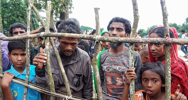 Over 18,000 Rohingya Muslims fled violence in Myanmar last week, IOM says