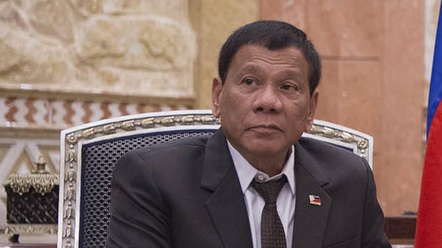 Philippines' Duterte meets with rebel leaders