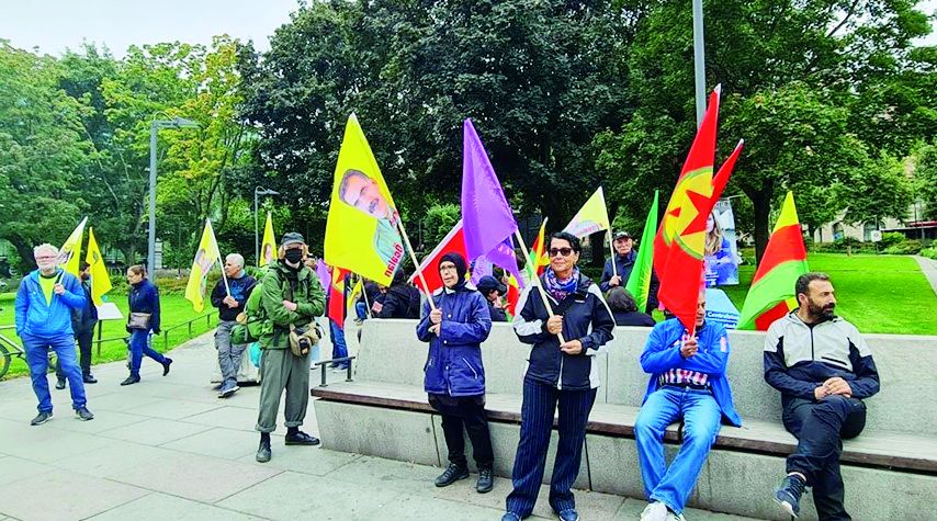 PKK supporters prepare for demonstration