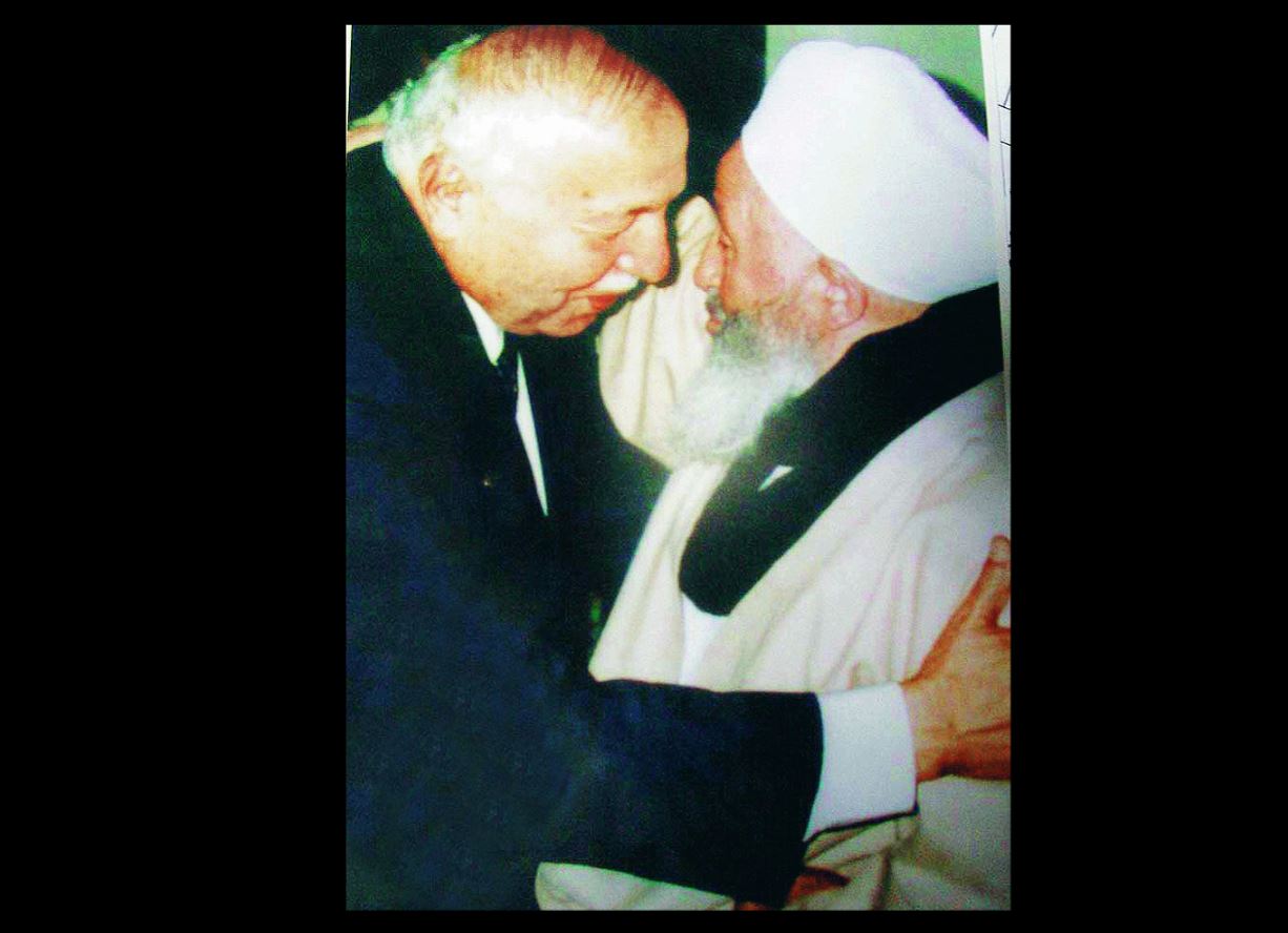 Prayer request for His Holiness Mahmud Hodja