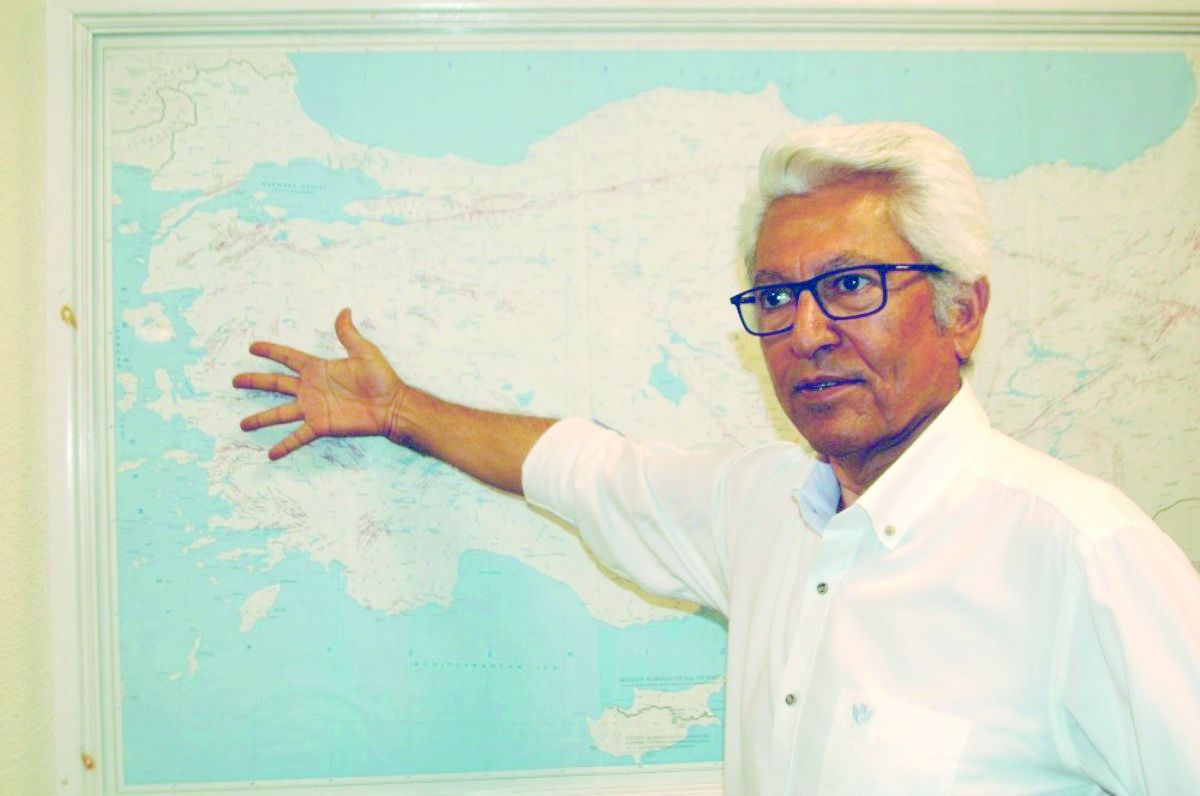 Prof. Dr. Süleyman Pampal: 