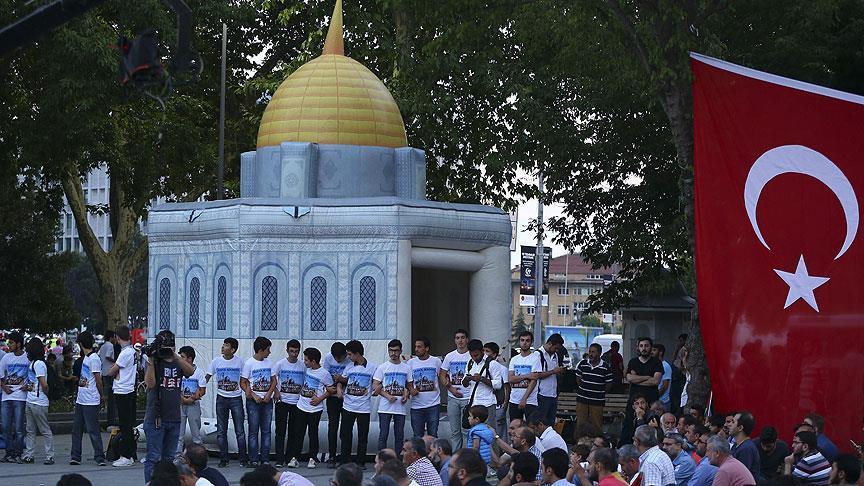 Rally held in Istanbul in solidarity with Palestinians