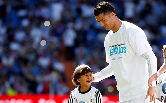 Ronaldo urges followers to help Syrian refugee children