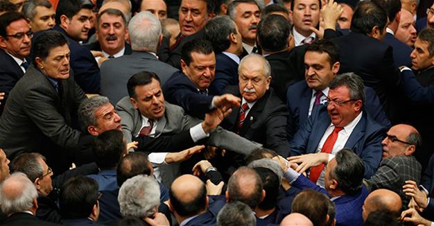 Rule change to introduce fines for MPs who brawl in Turkish Parliament