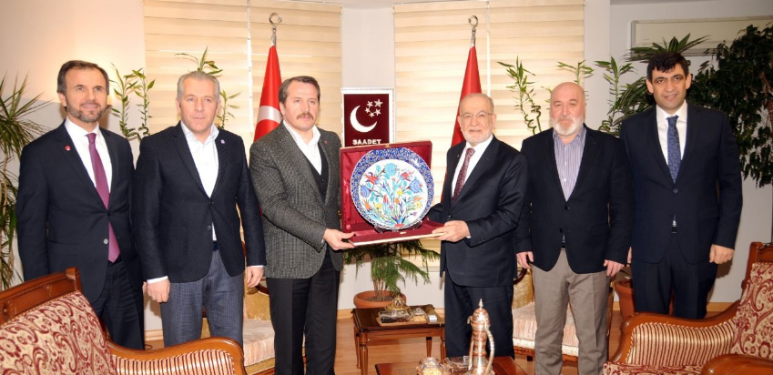 Saadet leader Karamollaoğlu accepts labour union head