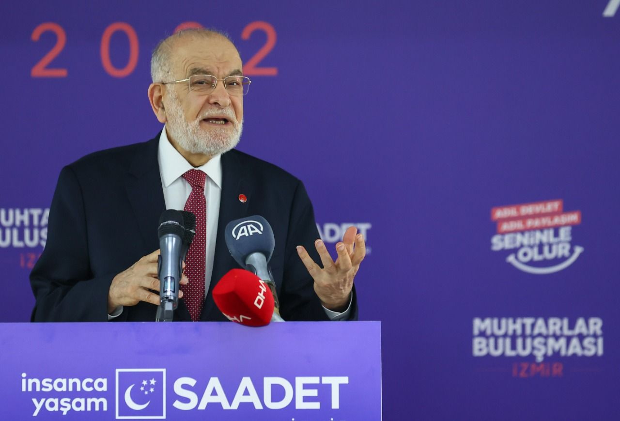 Saadet Party Chairman Temel Karamollaoğlu meets Headmen in Izmir