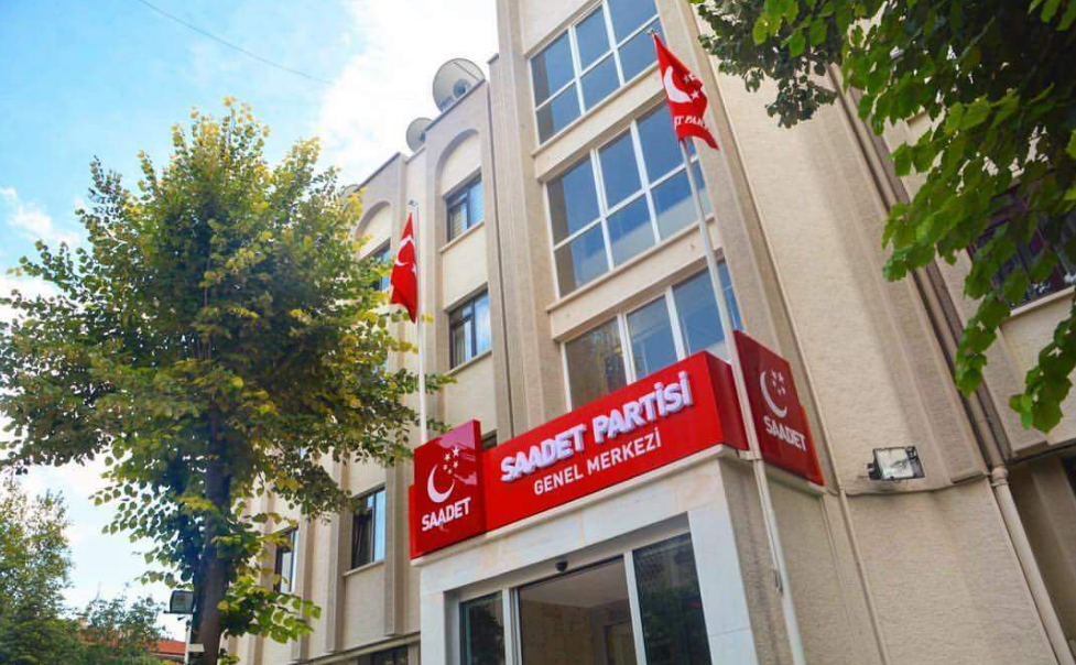 Saadet Party declares victory in 15 municipalities