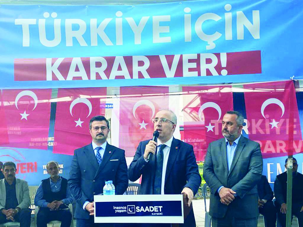 Saadet Party deputies on the field
