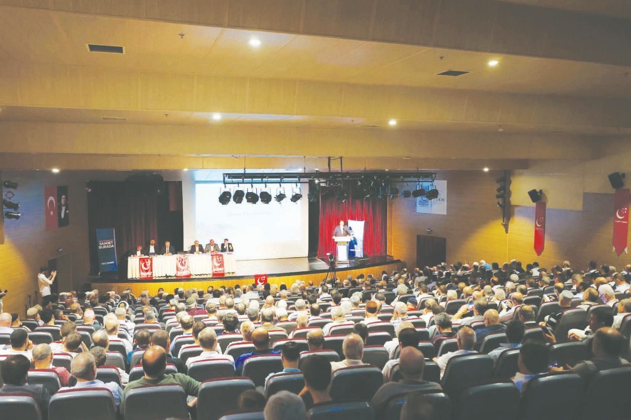 Saadet Party holds Istanbul Provincial Council Meeting