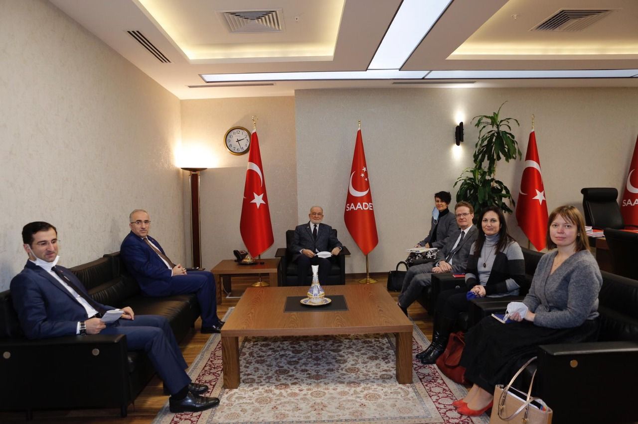Saadet Party leader Karamollaoğlu receives EU delegation