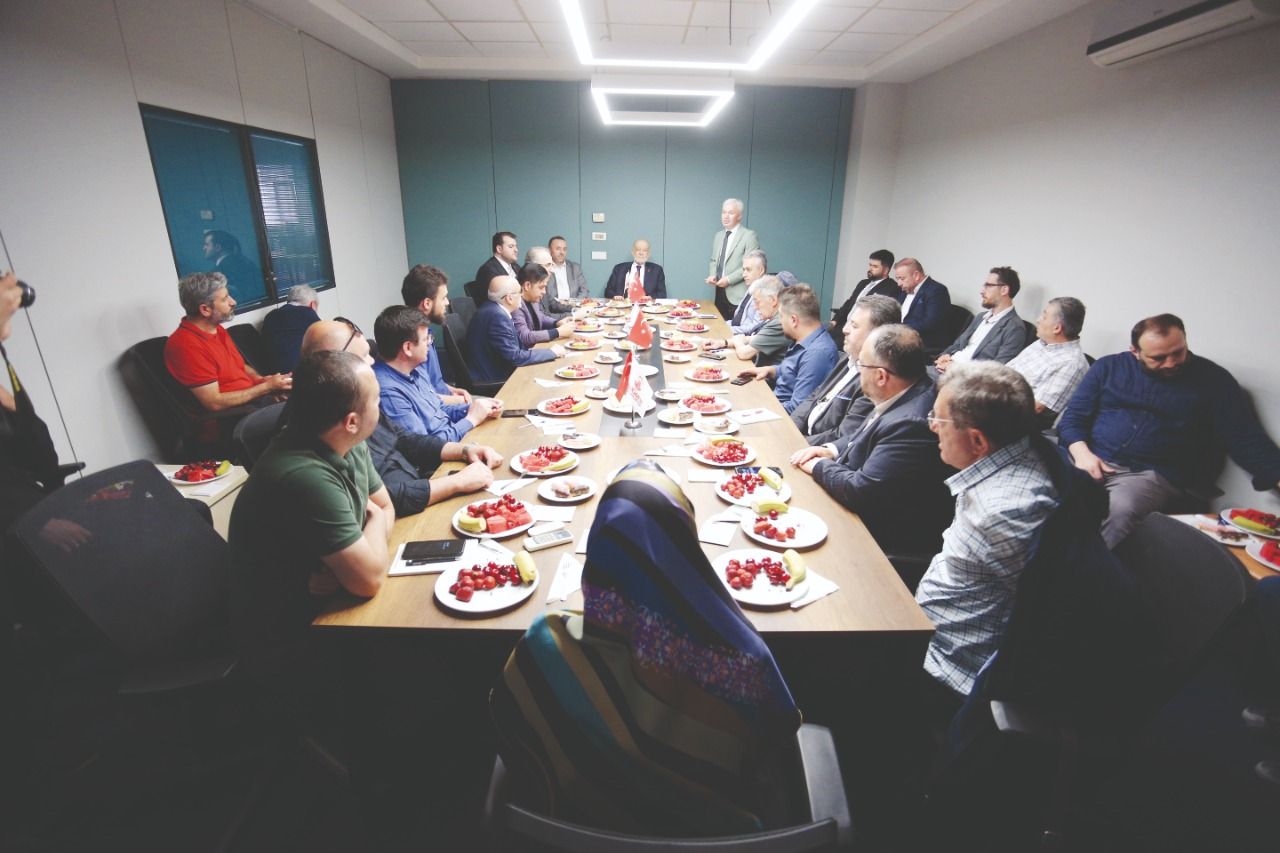 Saadet Party Leader Karamollaoğlu comes together with Milli Gazete writers, editorial boards
