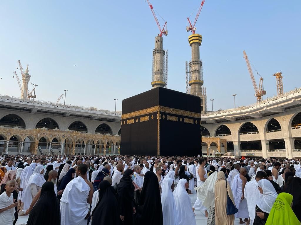 The influx to the Kaaba