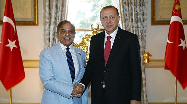 The new Prime Minister of Pakistan arrives in Turkey!