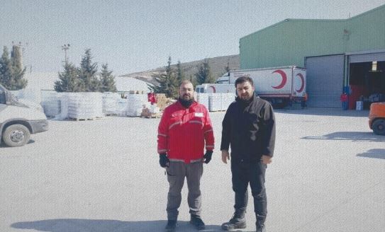 The Red Crescent and the citizen hand in hand for the disaster area