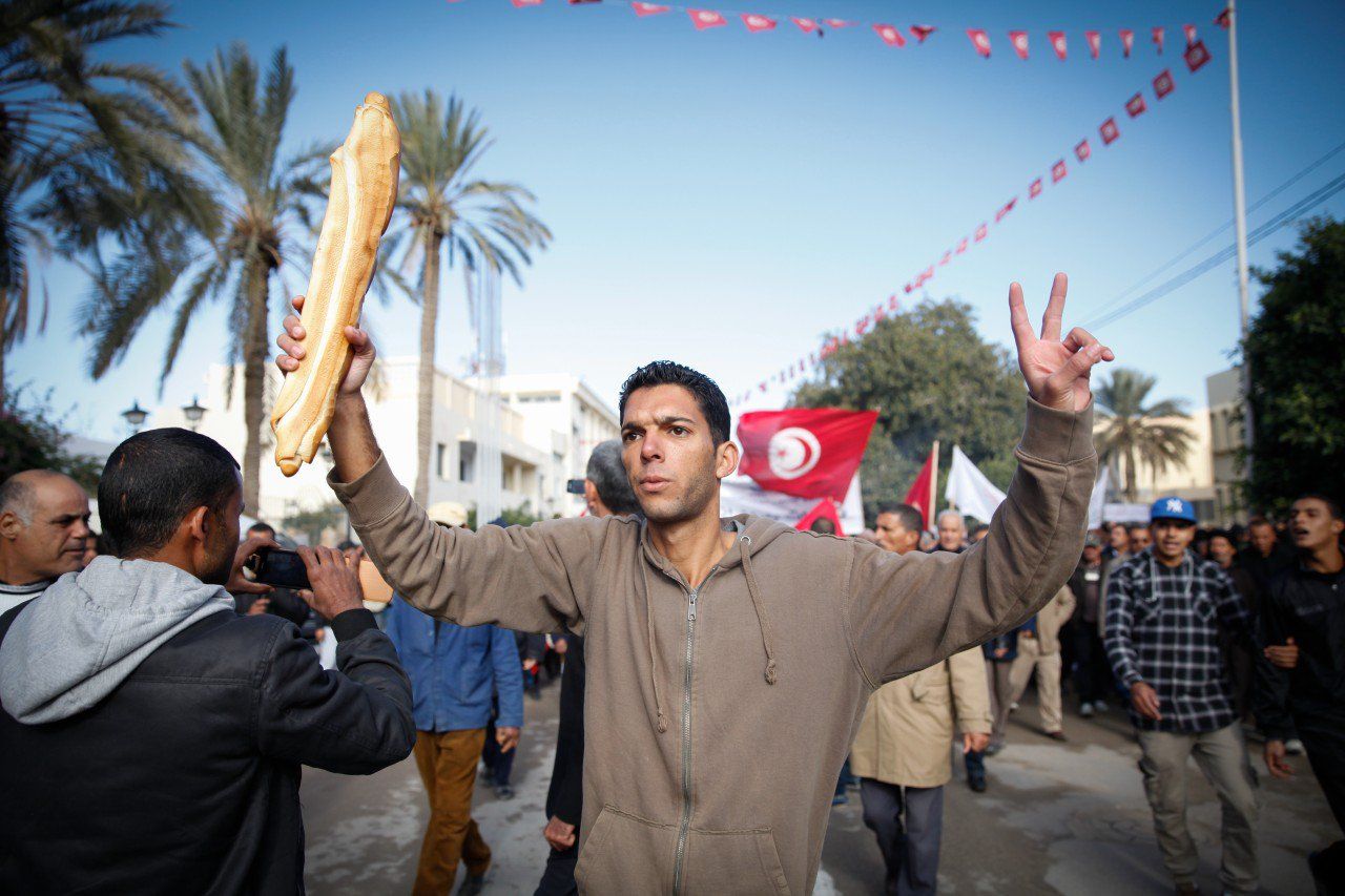 The scenery still dark in Tunisia