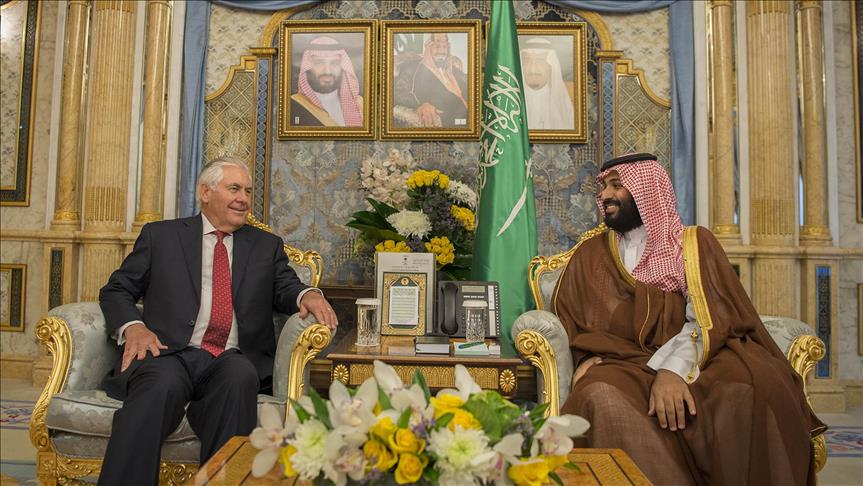 Tillerson leaves Jeddah for Kuwait after talks on Qatar