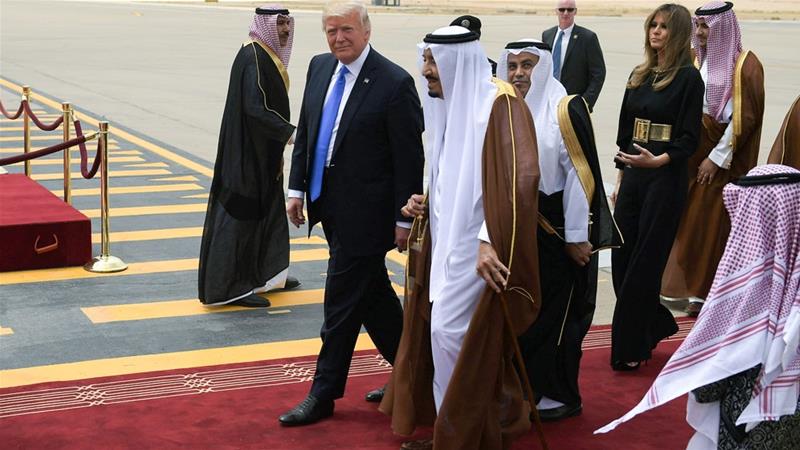 Trump arrives in Saudi Arabia in first foreign trip