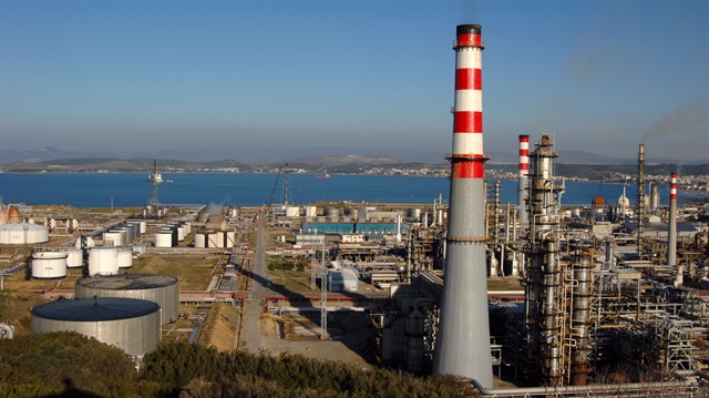 Tüpraş oil refinery explosion leaves four dead in Turkey's İzmir