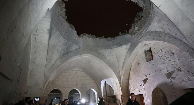 Turkey: 2 die in rocket attack from Syria on mosque