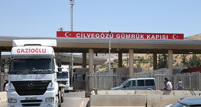 Turkey restricts cross-border movement with Syria after area taken by terrorists