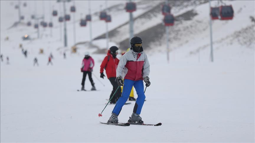 Turkey's Erciyes ski resort attracts tourists