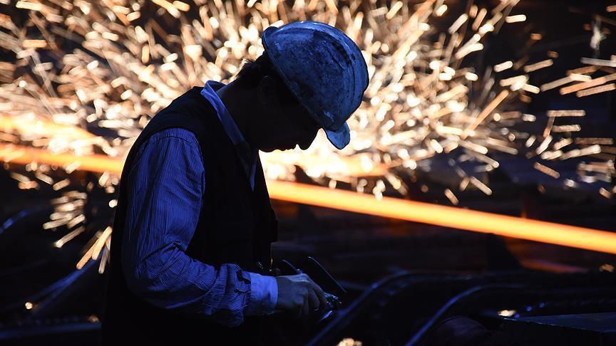 Turkeys Industrial output surges in January