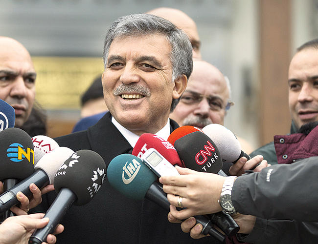 Turkey’s former President Gül responds to criticism from AKP over controversial decree law