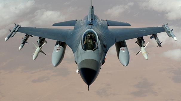 Turkish jets hit Daesh targets in Syrias al-Bab