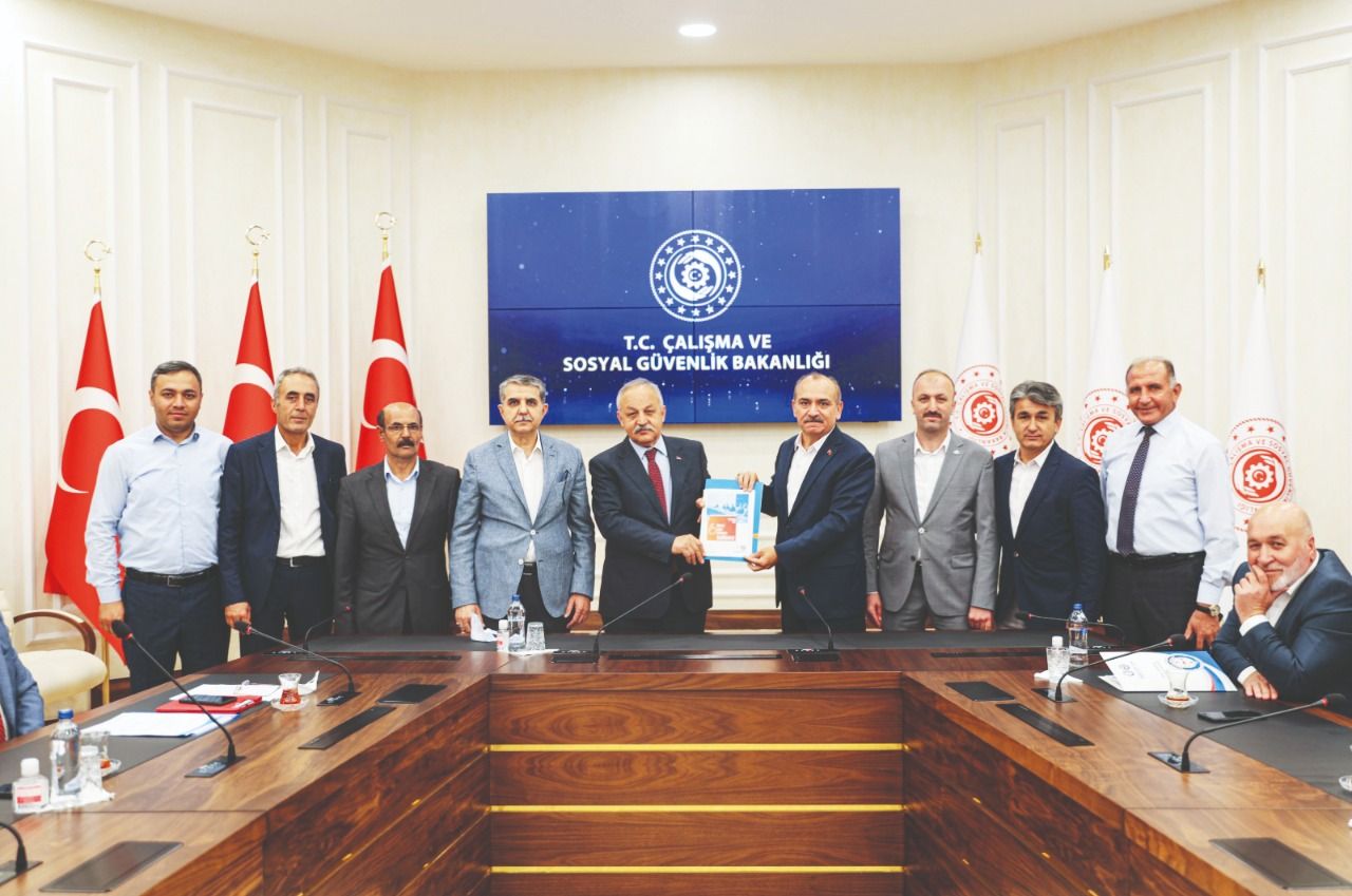 Turkish labour union submittes 101 articles to the Ministry