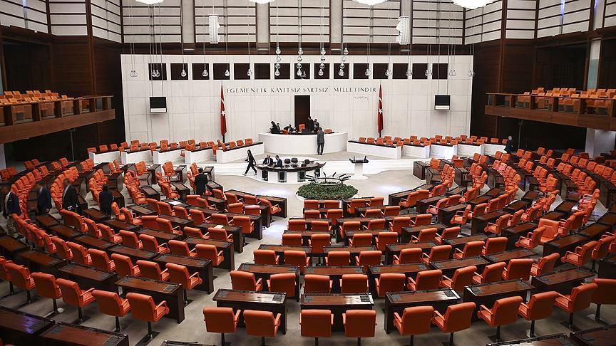 Turkish parliament passes bylaw changes