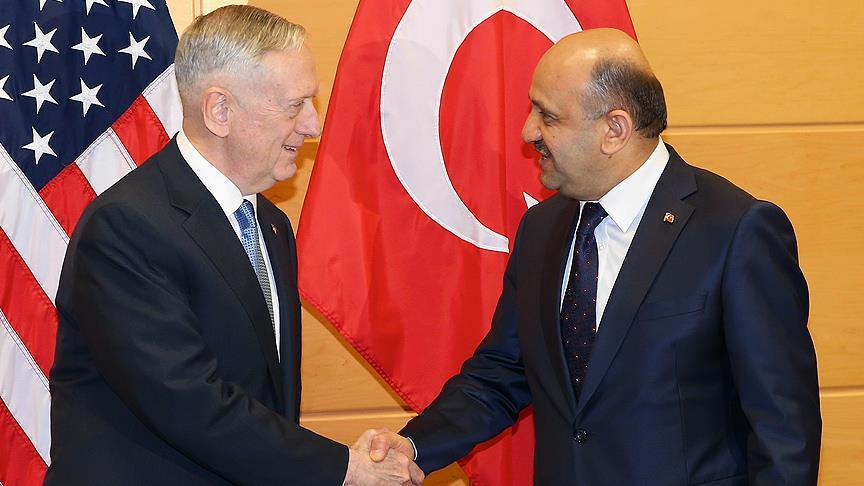 Turkish, US ministers discuss Raqqah operation