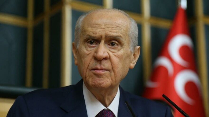 Twitter deletes MHP head's tweet against university protests