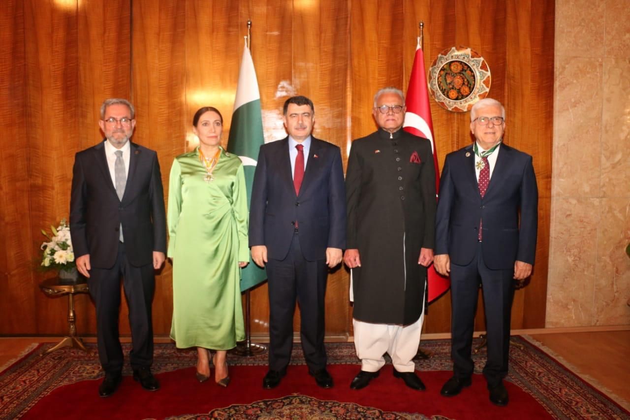 Two Turkish names awarded the Pakistani state medal