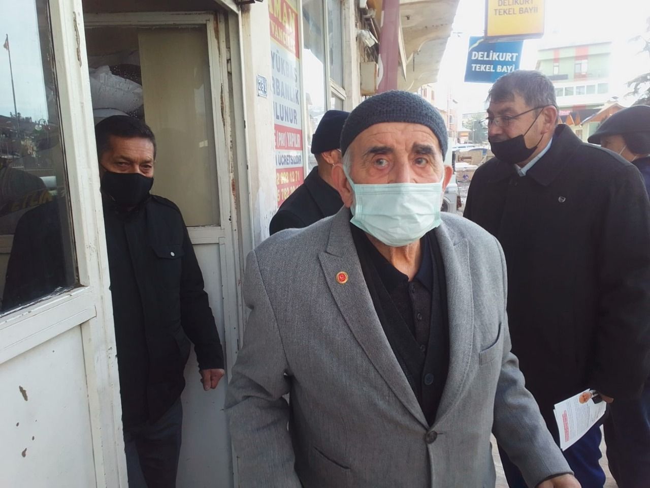 Uncle Hamdi, the best example