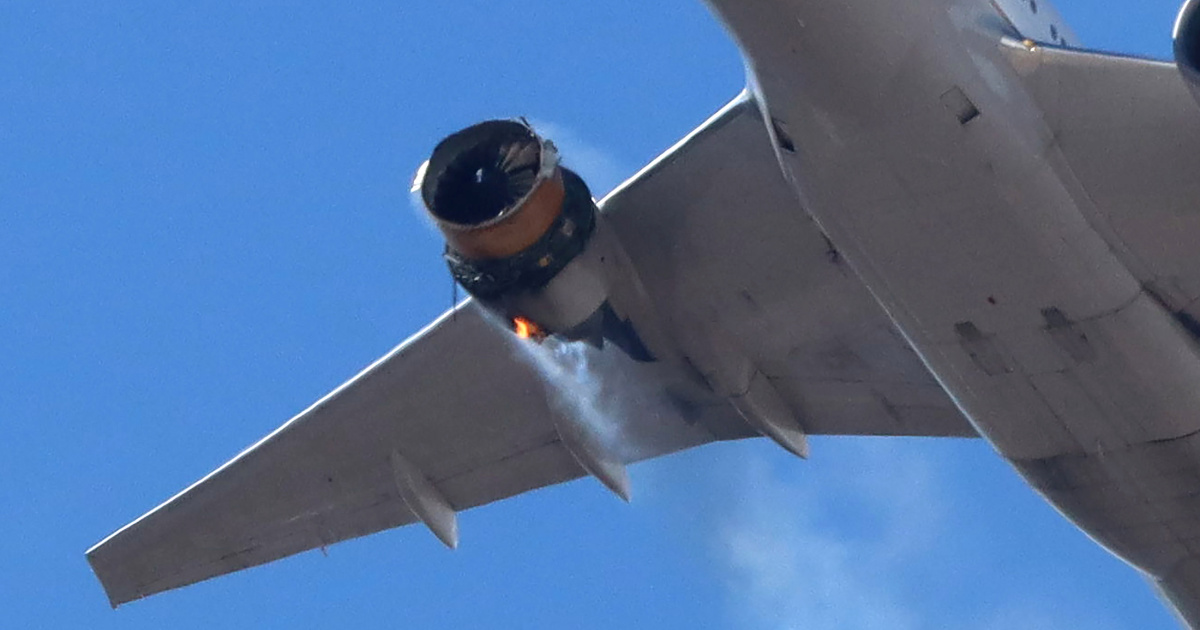 United plane suffers engine failure, scatters debris over Denver